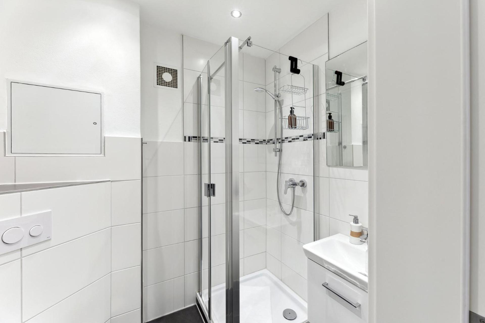 Sali Homes - Charming Studio Apartment In Heart Of Bayreuth With Balcony Dış mekan fotoğraf
