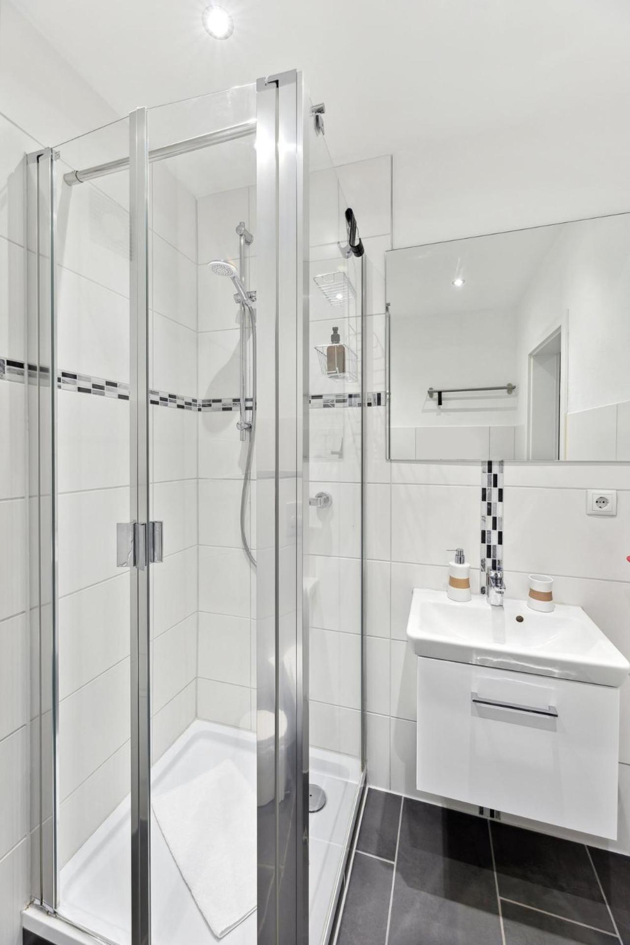 Sali Homes - Charming Studio Apartment In Heart Of Bayreuth With Balcony Dış mekan fotoğraf