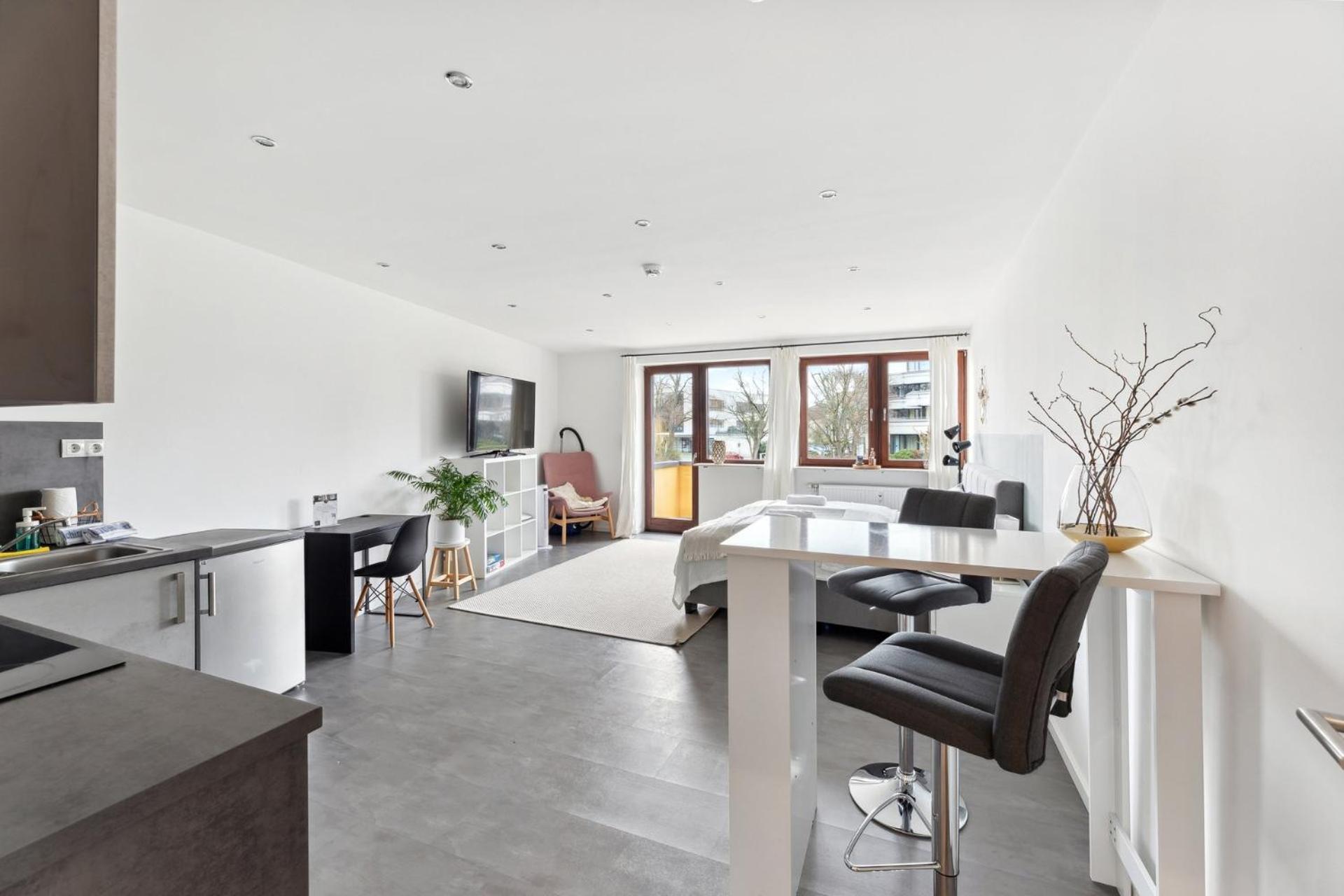 Sali Homes - Charming Studio Apartment In Heart Of Bayreuth With Balcony Dış mekan fotoğraf