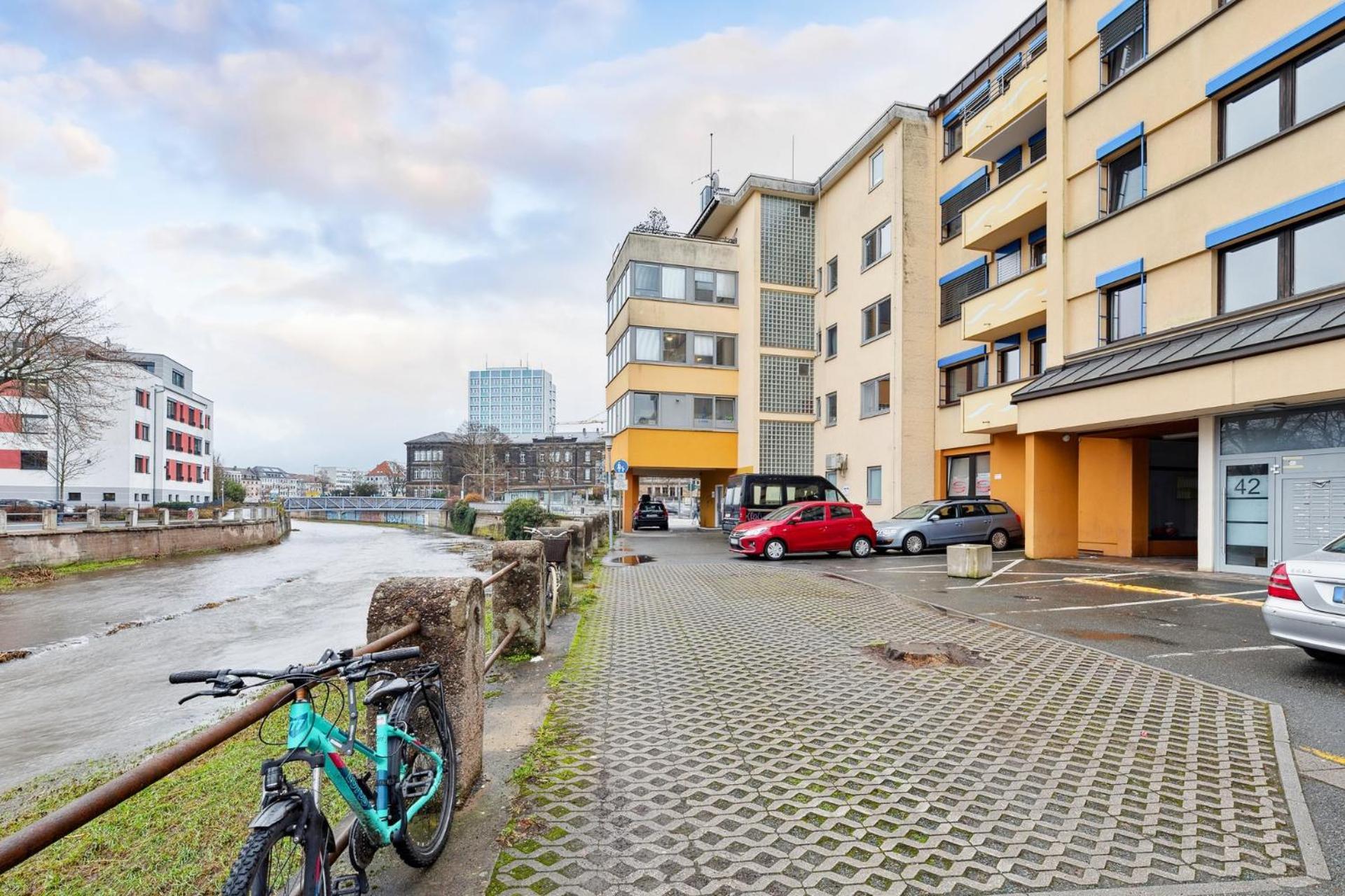 Sali Homes - Charming Studio Apartment In Heart Of Bayreuth With Balcony Dış mekan fotoğraf